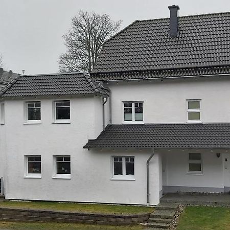 Ferienwohnung Gashi Winterberg Bagian luar foto
