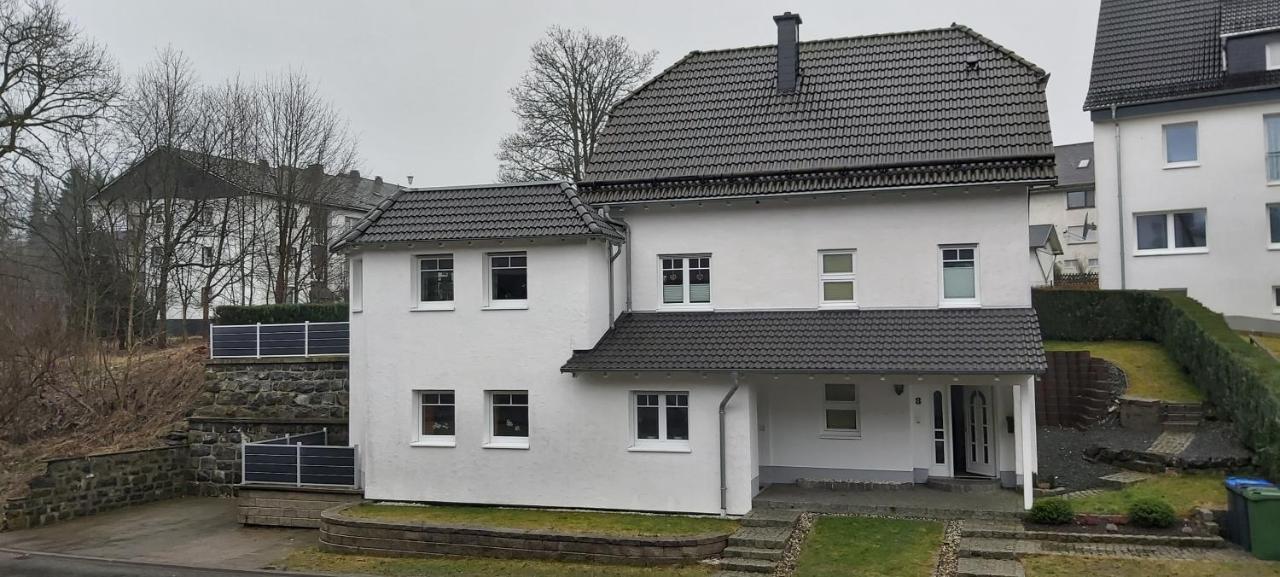 Ferienwohnung Gashi Winterberg Bagian luar foto